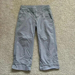 The North Face Capri Pants Light Gray Women’s Size 4 Reg Style# AU4Q Roll Up